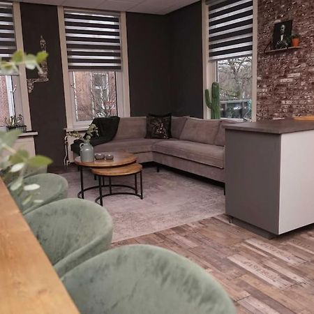 Ruim Appartement In Utrecht. Buitenkant foto