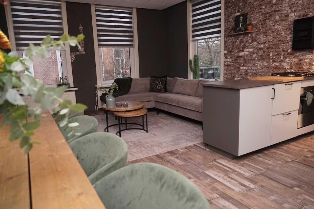 Ruim Appartement In Utrecht. Buitenkant foto